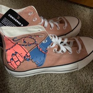 NEW millie bobby brown converse